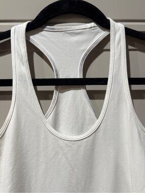 Lululemon, White, Racerback Scoop Neck Tank Top, Size: 6